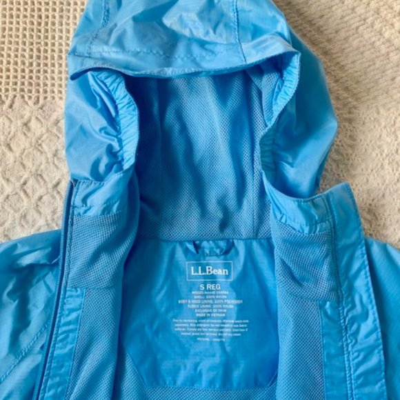 Women's L.L. Bean Rain Jacket Small - Picture 3 of 6